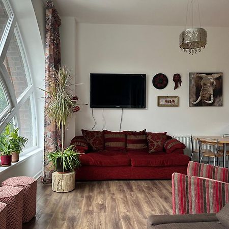 Stunning 2 Bedroom Apartment Глазго Экстерьер фото